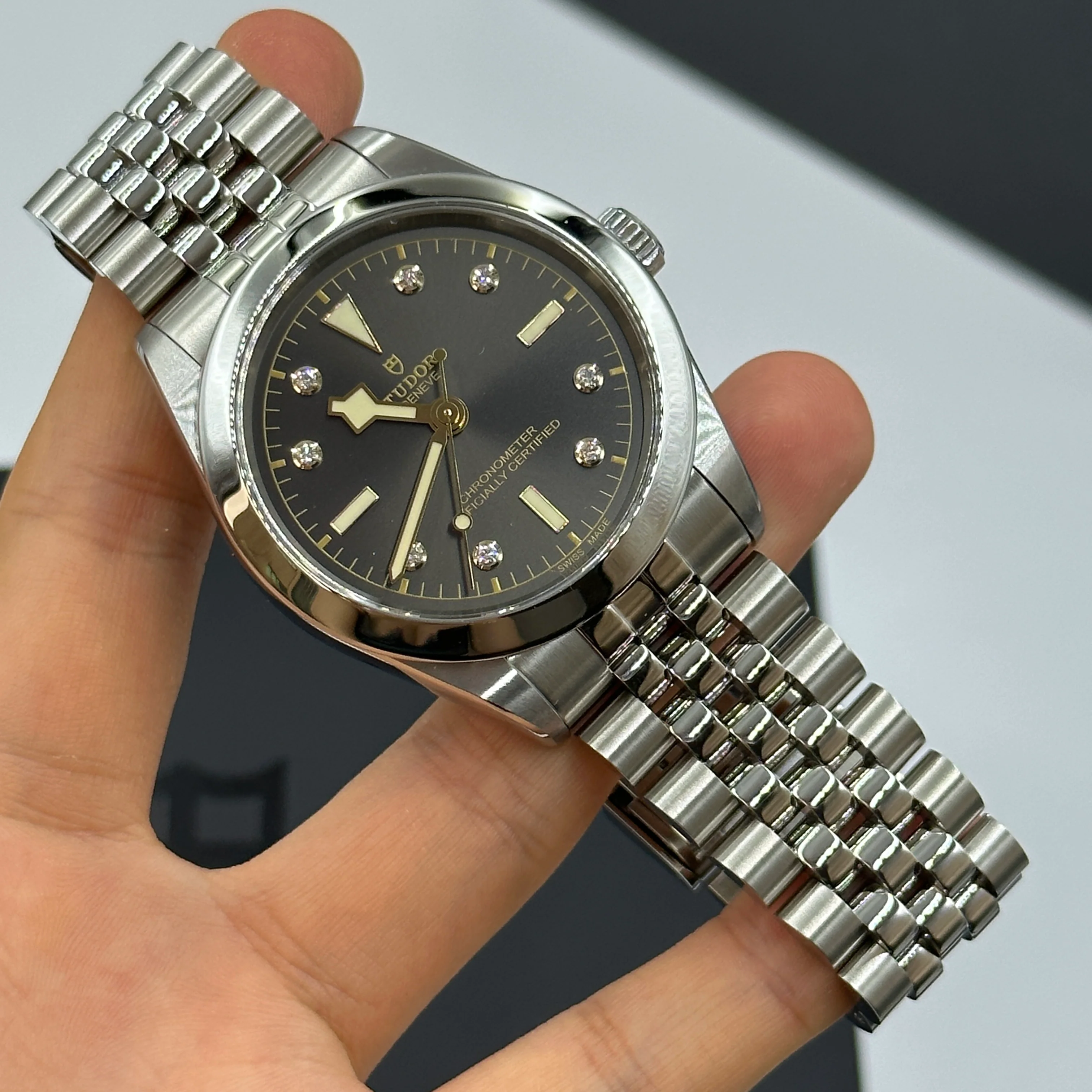 Thumbnail 16